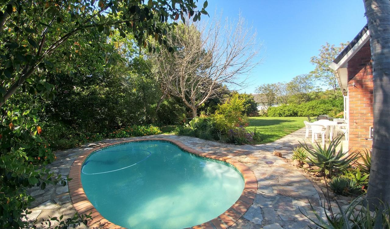 Besigheim Bed & Breakfast Stellenbosch Ngoại thất bức ảnh