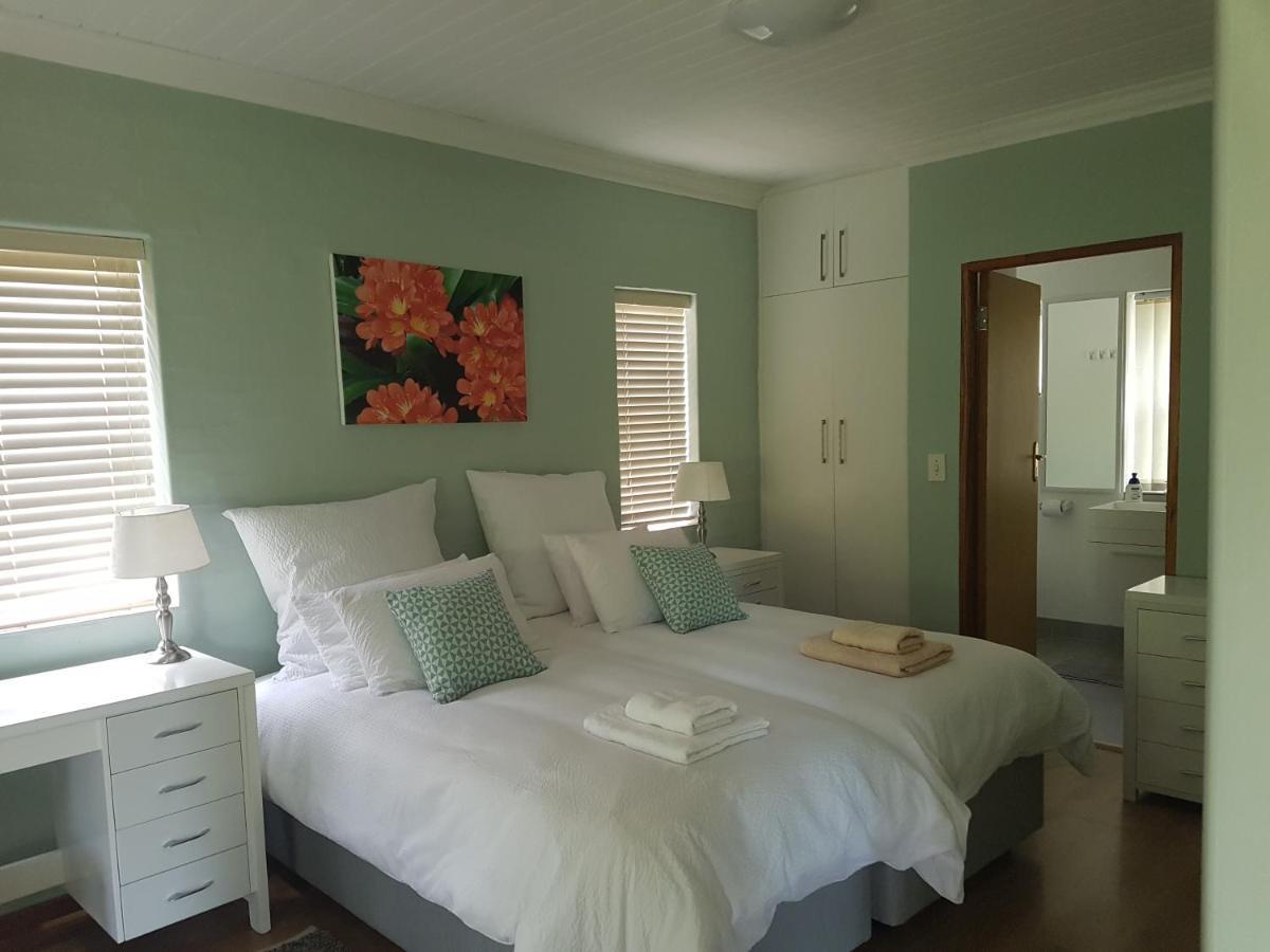 Besigheim Bed & Breakfast Stellenbosch Ngoại thất bức ảnh