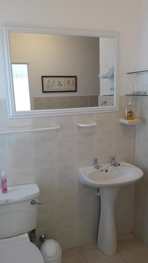 Besigheim Bed & Breakfast Stellenbosch Ngoại thất bức ảnh